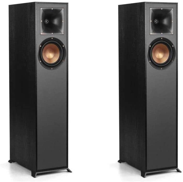 Floor Standing Speakers vs. Bookshelf