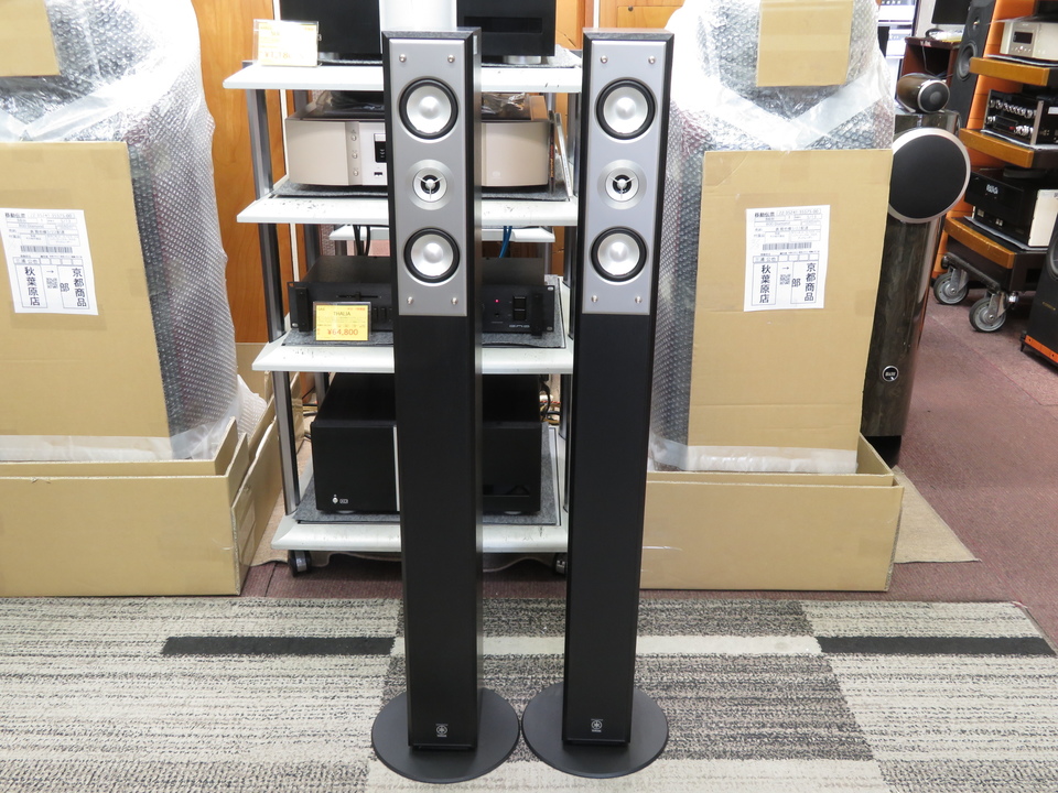 Yamaha NS-F210BL 2-Way Bass-Reflex Floor standing Speaker